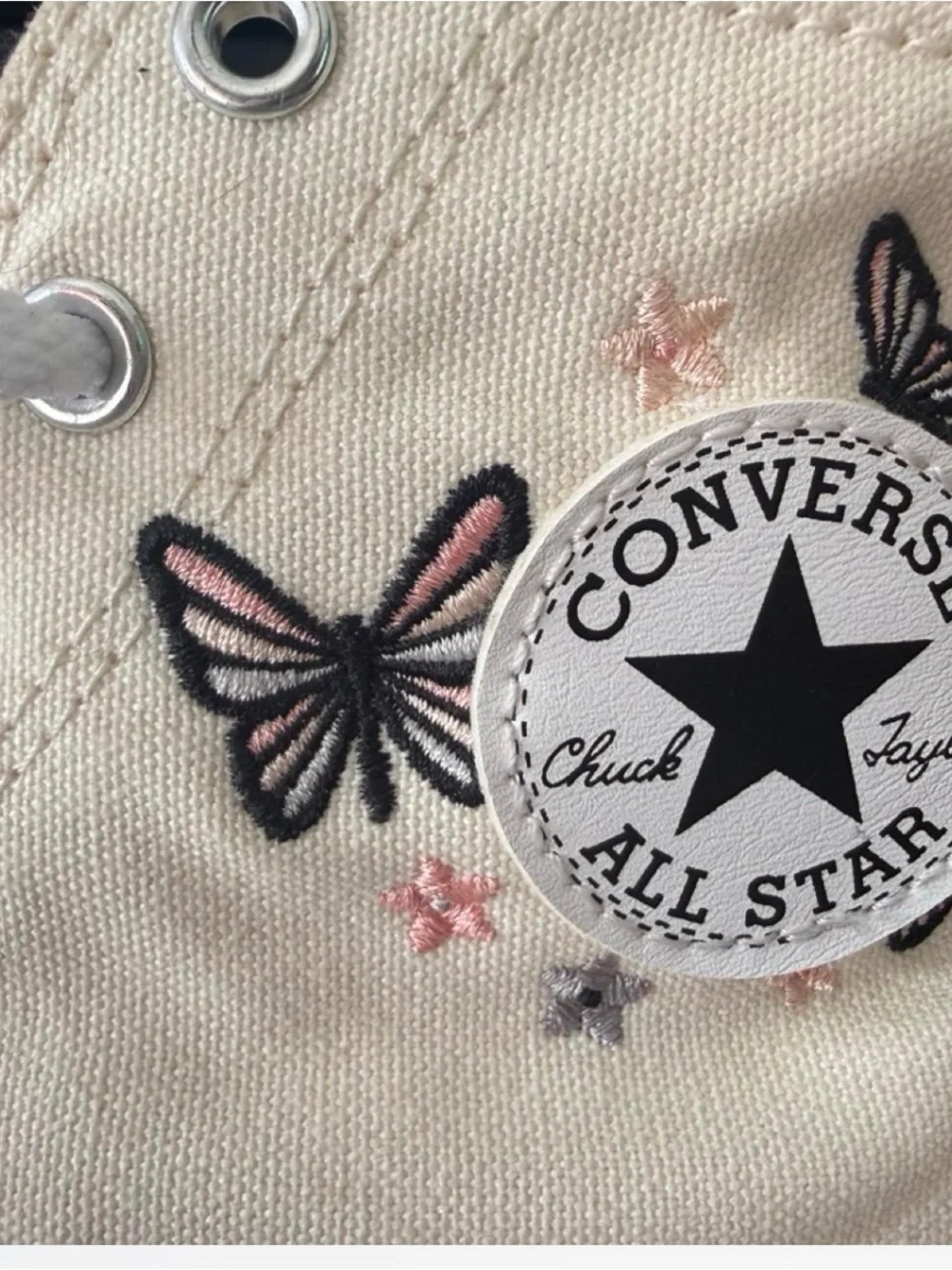 Converse high top